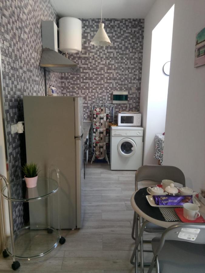 Estudio 54 Centro Аликанте Екстериор снимка